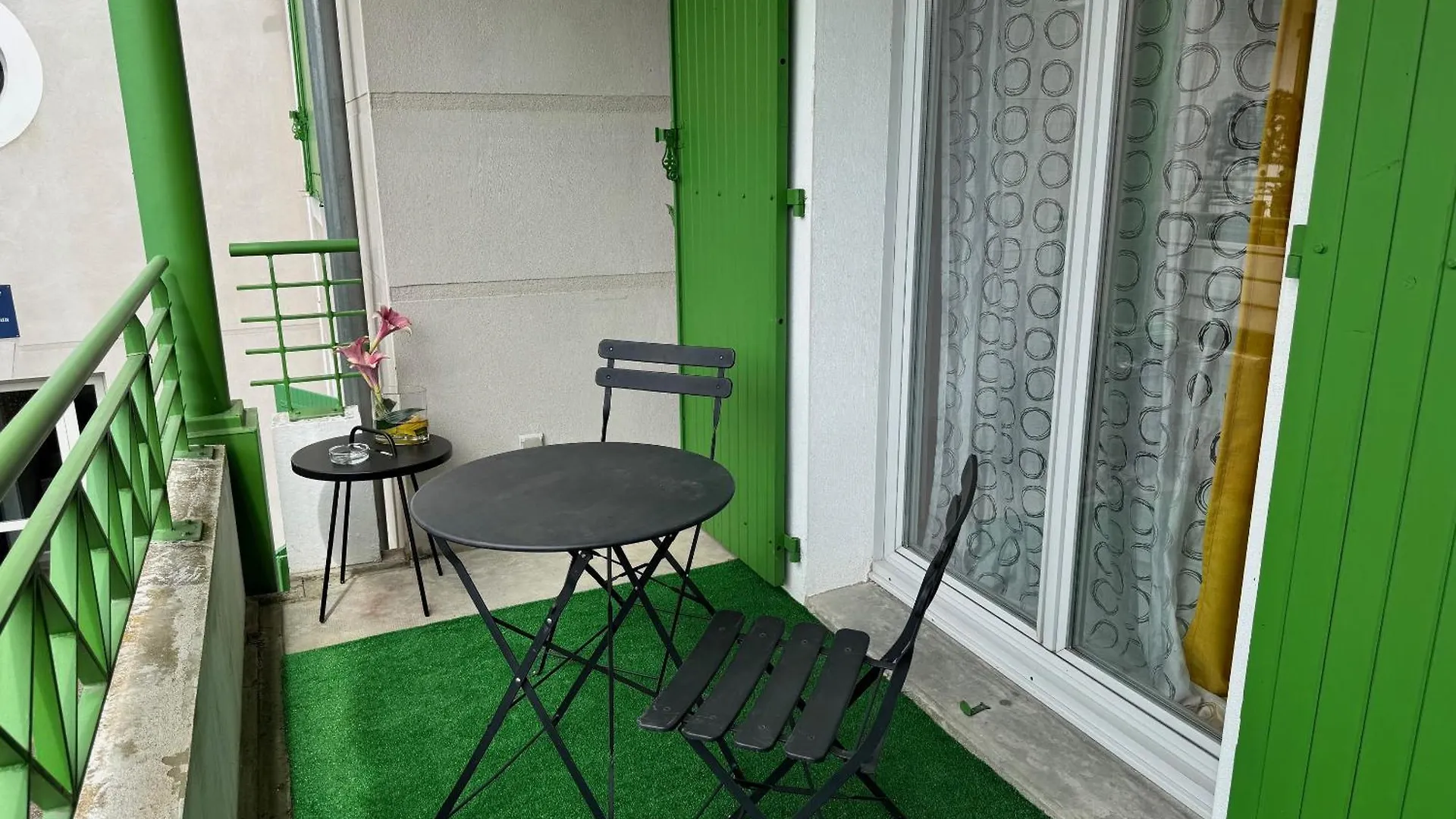 Appartement Tout Confort Avec Parking Prive Montréjeau